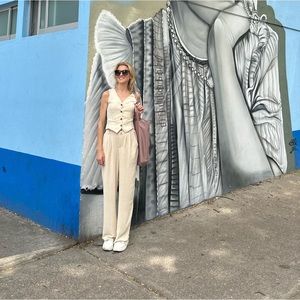 Meet your Posher, Tate